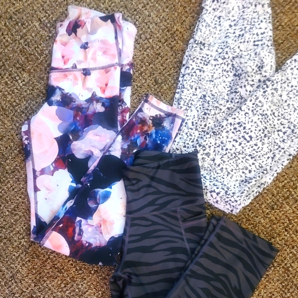 OLD NAVY ACTIVE COMPRESSION LEGGINGS SET